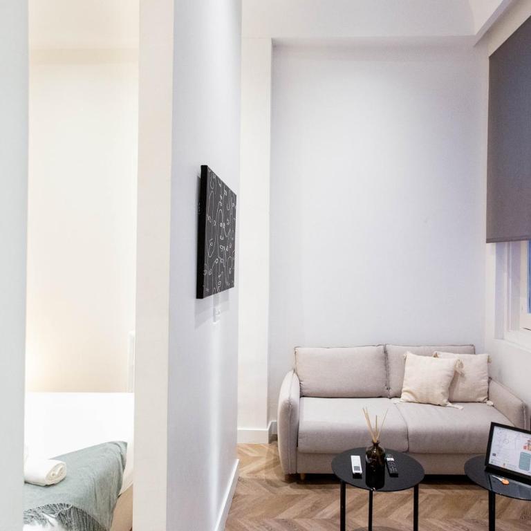 4- Hotel-style apartment in Puerta del Sol - Apartamento de 1 dormitorio - 10