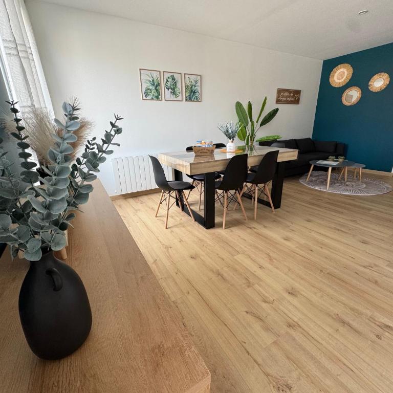 La PLAYA, neuf, classé 4 étoiles, 200m plage, parking - Two-Bedroom Apartment with Terrace - 16
