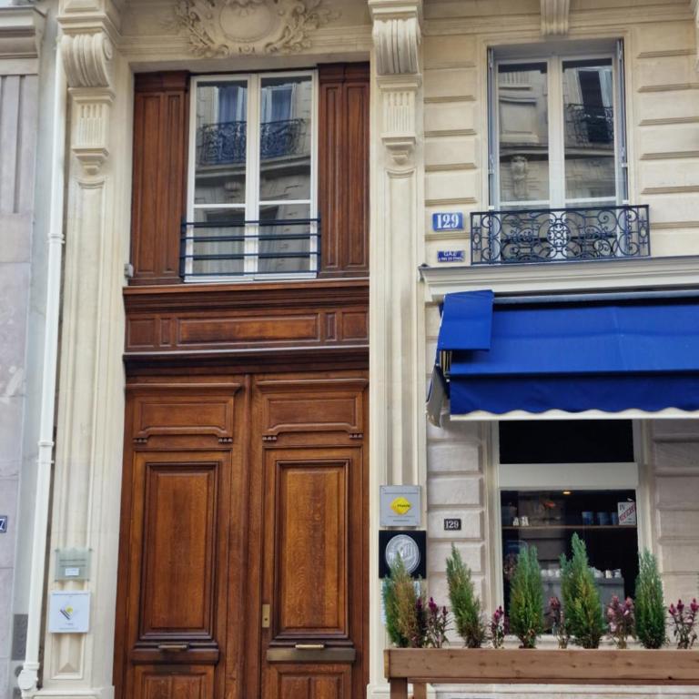 Studio de charme Paris Champs Elysees - Two-Bedroom Apartment - 9