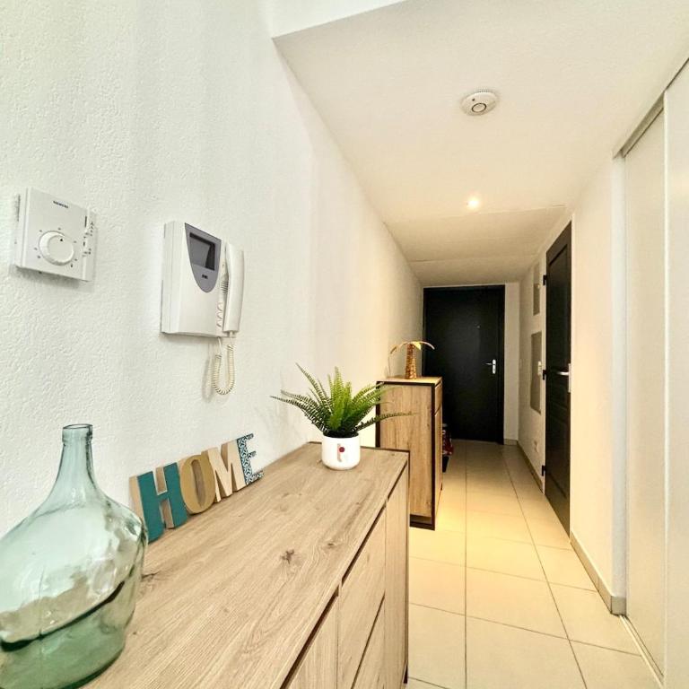 Nid douillet rénové et tramway à 1 min - Apartamento de 1 dormitorio - 4