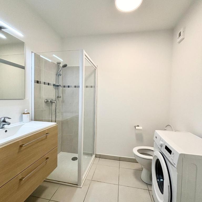 Nid douillet rénové et tramway à 1 min - Apartamento de 1 dormitorio - 10