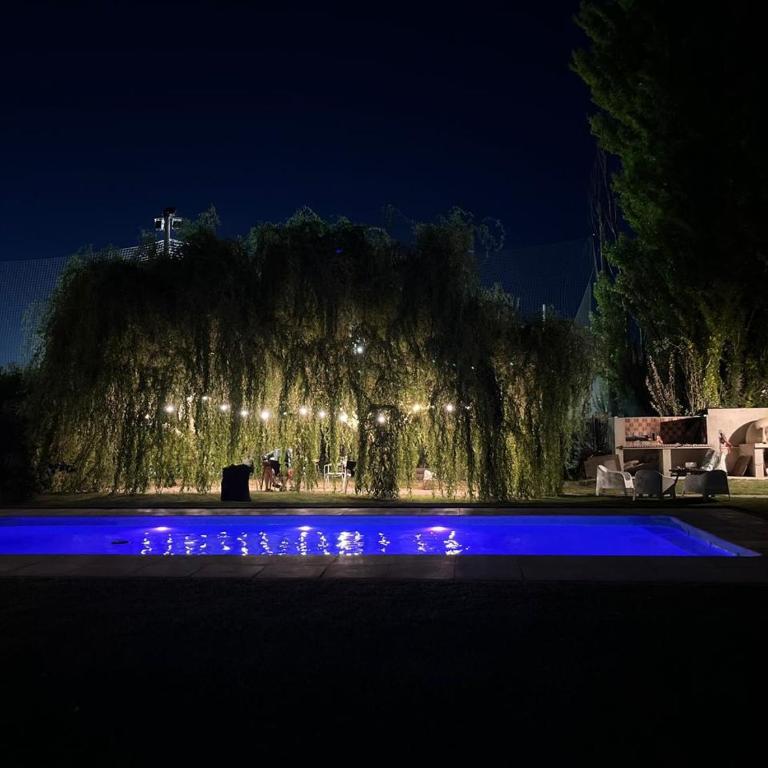 Casa estilo campo con parque y pileta - Casa de 2 dormitorios - 1