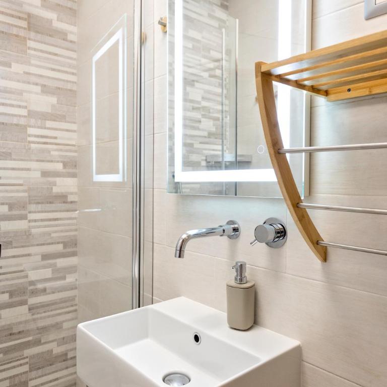 Holiday Home Roma - Appartamento con 2 Camere da Letto - 19