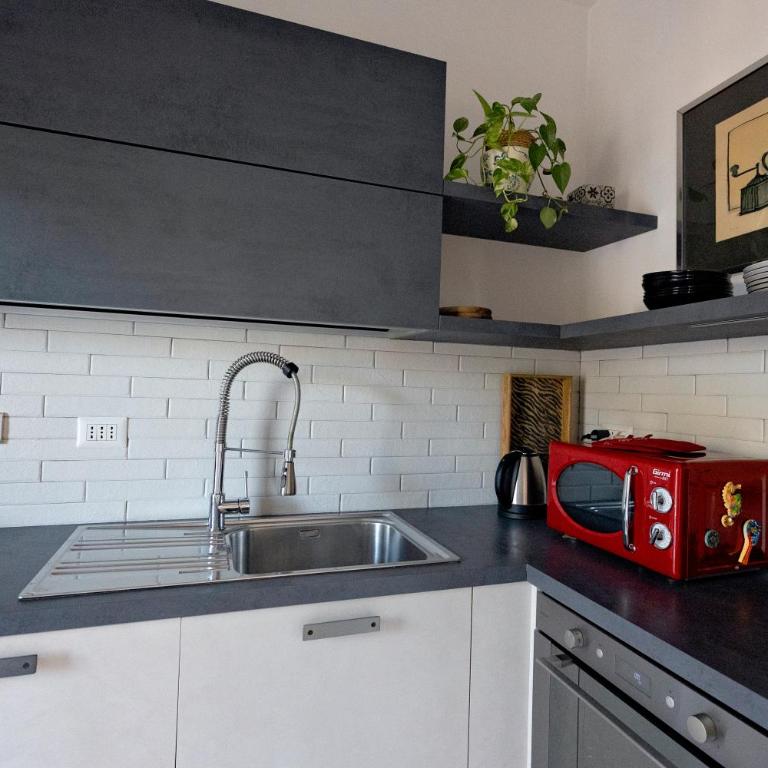 Holiday Home Roma - Appartamento con 2 Camere da Letto - 24