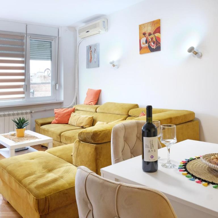 Safari Downtown Apartment - Two-Bedroom Apartment - 3