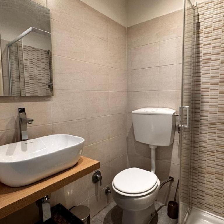 Raffy in Rome - Camera Matrimoniale con Bagno Privato - 4