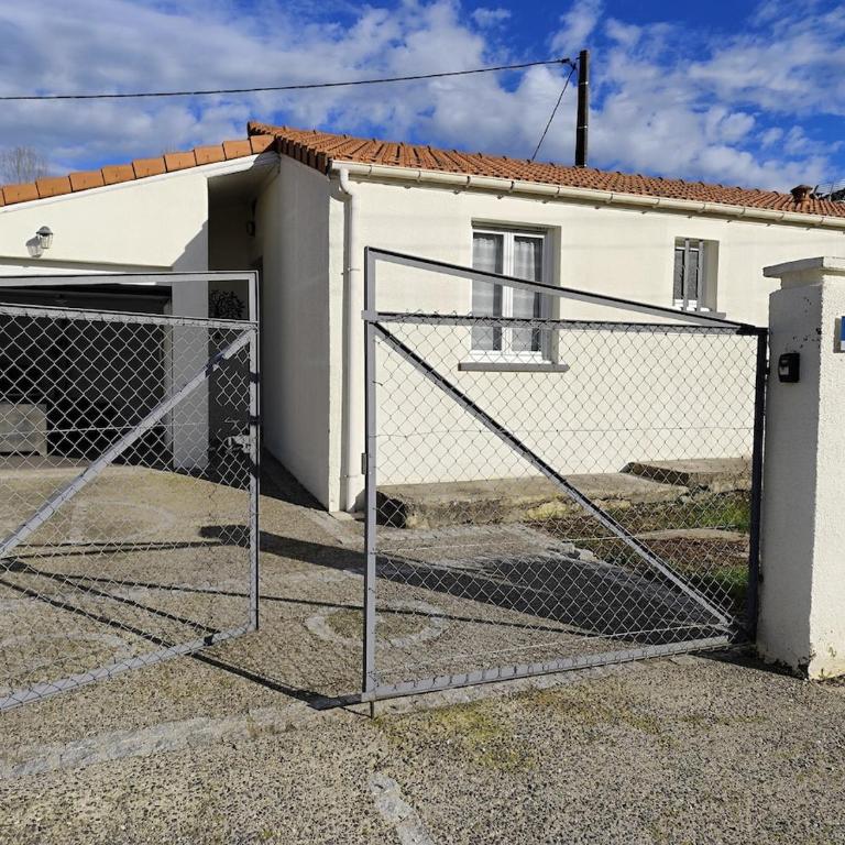 La Maison des Rosiers - Maison 3 Chambres - 23