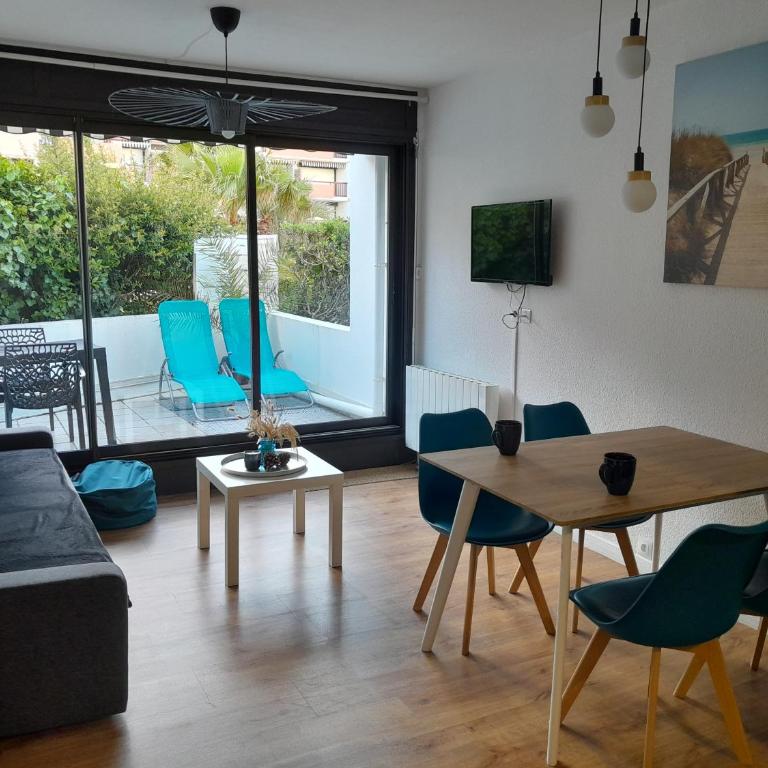 Bleu Océan - Sur le port Appartement avec piscine, terrasse, parking - Appartement avec Terrasse - 20