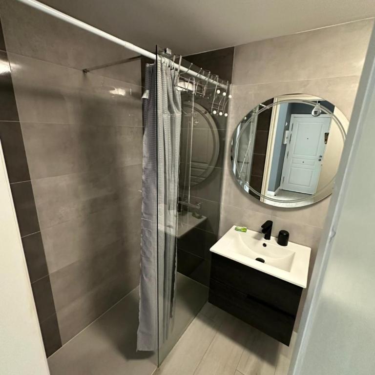 Fuertevida - Two-Bedroom Apartment - 8