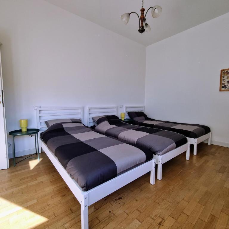 Cosy rooms - Triple Room with Shared Bathroom - 3