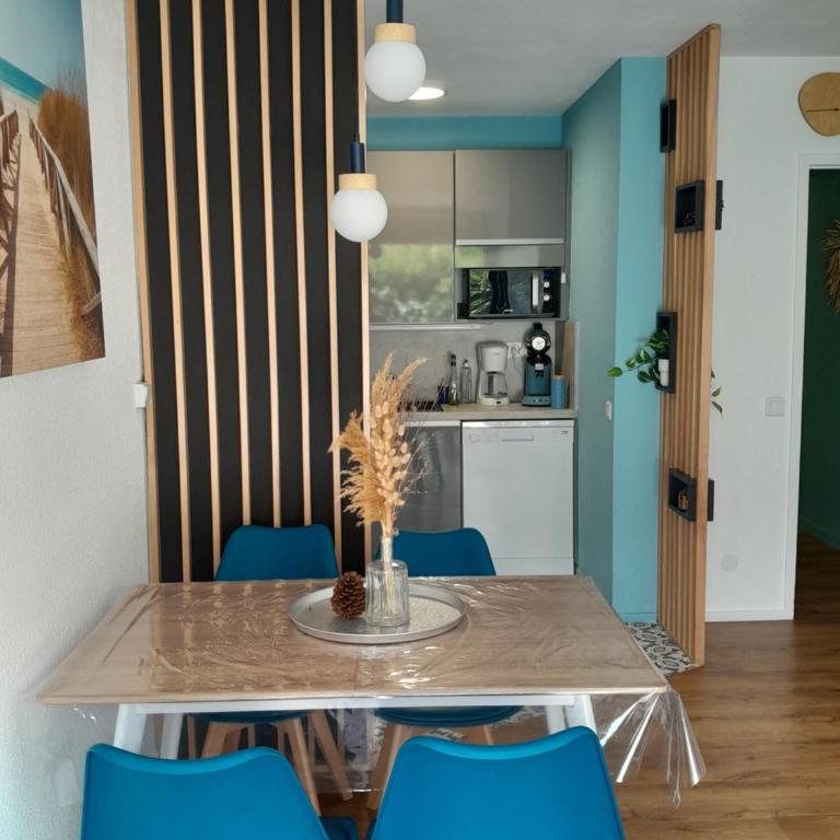 Bleu Océan - Sur le port Appartement avec piscine, terrasse, parking - Appartement avec Terrasse - 21