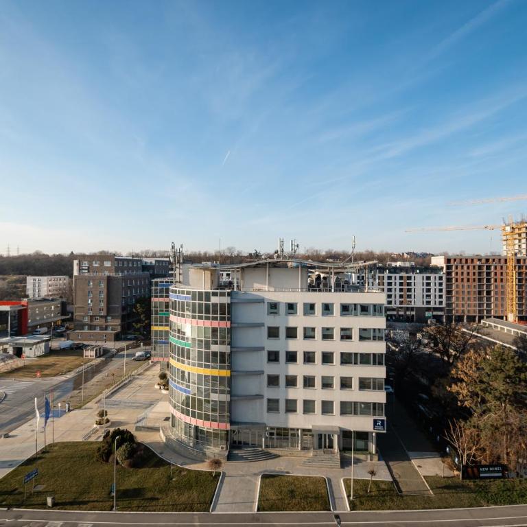 Monza - Two-Bedroom Apartment - 18