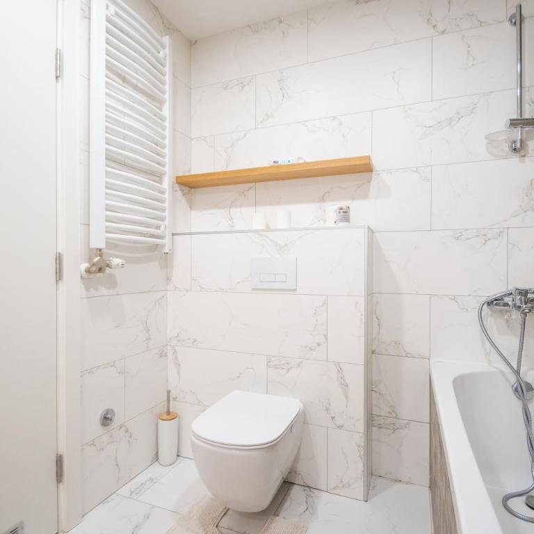 Monza - Two-Bedroom Apartment - 16