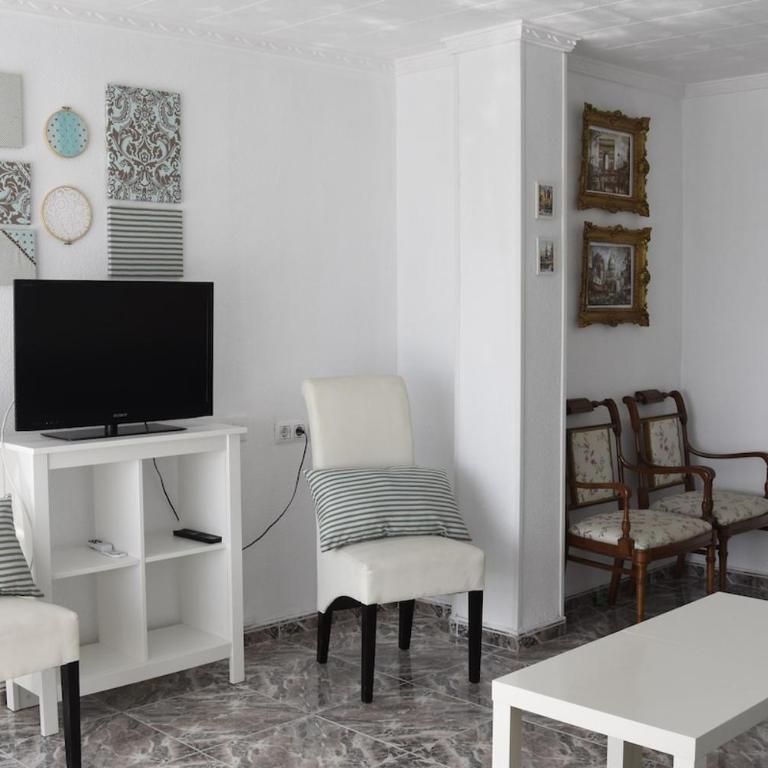 Alojamiento Vacacional Águilas de Poniente - Apartamento de 3 dormitorios - 1