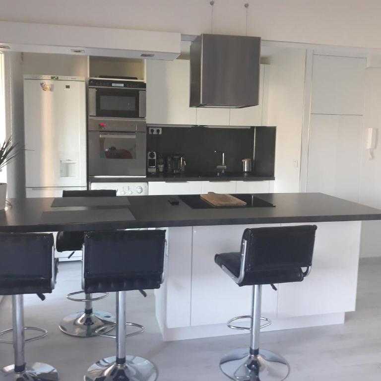 Appartement duplex de standing au calme avec piscine - Two-Bedroom Apartment - 3