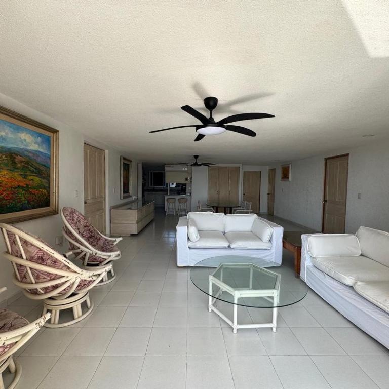 Departamento en Lomas de Costazul - Apartamento de 3 dormitorios - 15