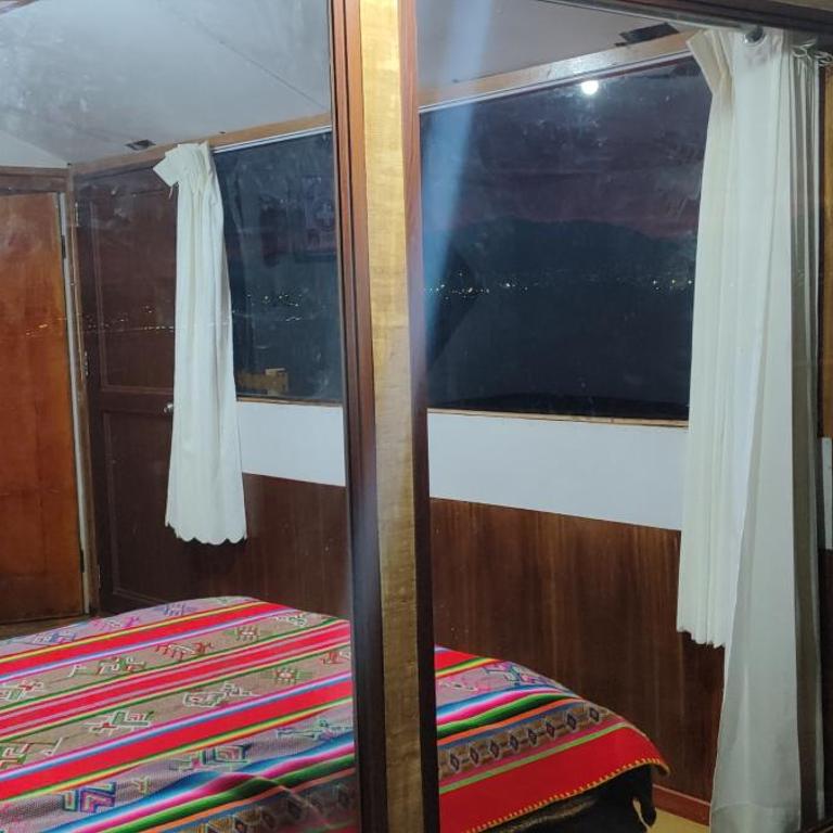 Los Uros vista Ciudad Puno - Double Room with Private Bathroom - 5