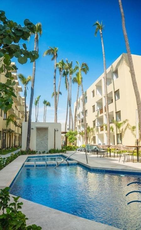 Nuevo departamento con acceso frente a la playa, jacuzzi y alberca climatizada - One-Bedroom Apartment - 47