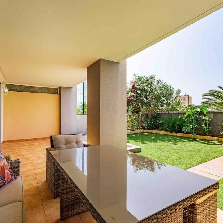 4 Bedroom Villa with Jacuzzi, heated Swimmingpool, front Ocean and view ! - Villa - 13