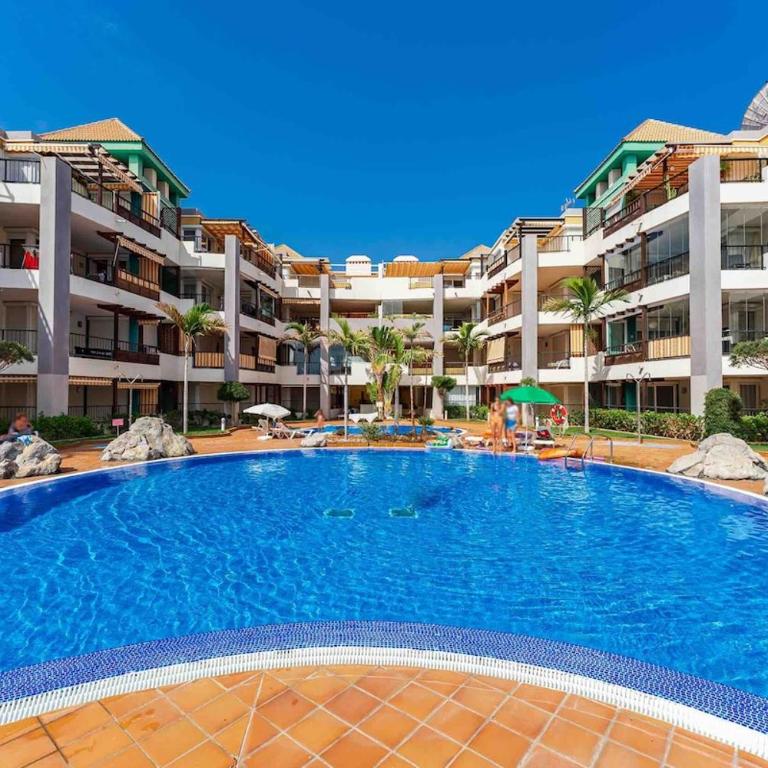 4 Bedroom Villa with Jacuzzi, heated Swimmingpool, front Ocean and view ! - Villa - 21