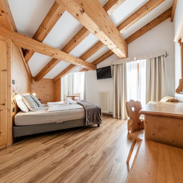 Hotel Sasso Rosso - Camera Deluxe - 4