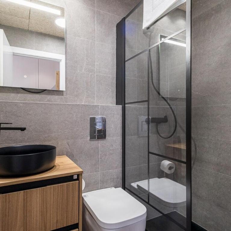 Premium Suite by the Turia River 3 - One-Bedroom Apartment - 10