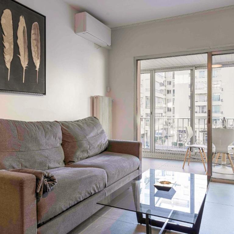 BEAUTIFUL 1 - BR APARTMENT - Next To Rue Antibes - Apartment - 10