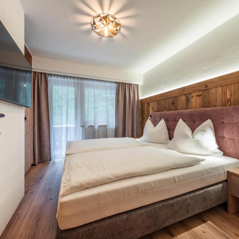 Montana Apartments Mayrhofen - Apartment mit 1 Schlafzimmer und Balkon - 7