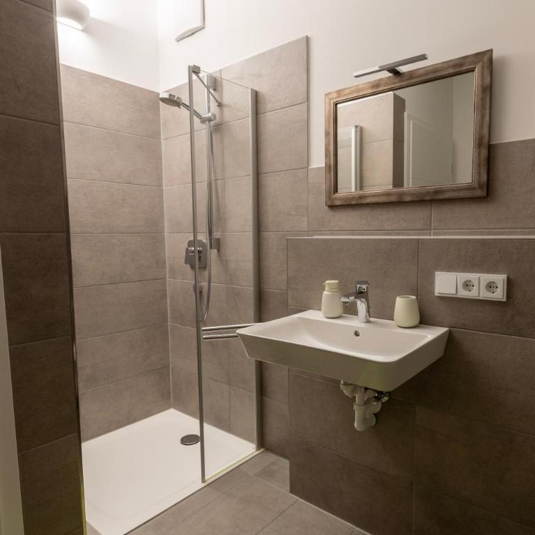 Gaul Lodge - für bis zu 8 Gäste, inkl Königscard, 4 Schlafzimmer, 2 Bäder, große Küche, gratis Parken & WLAN, Self Check-in - Apartment mit 4 Schlafzimmern - 25