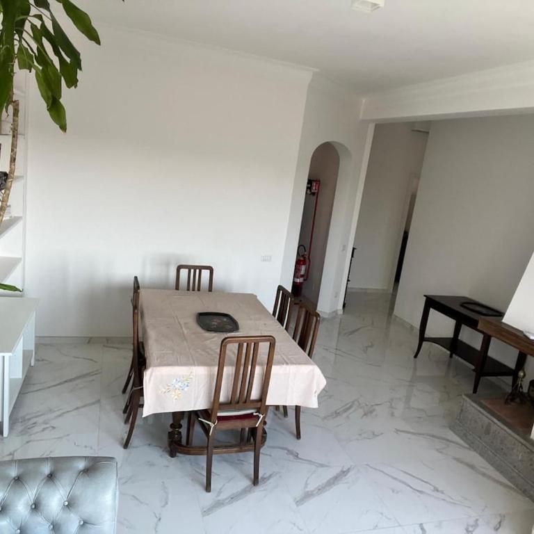 Holidays in Rome at Luigi's - Appartamento Standard con 3 Camere da Letto - 25