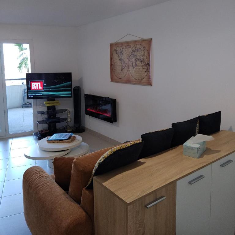 studio rdc avec terrasse et parking privé - Studio - Accessible aux Personnes à Mobilité Réduite - 21