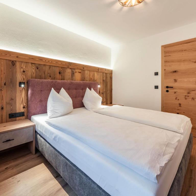 Montana Apartments Mayrhofen - Apartment mit 1 Schlafzimmer und Balkon - 8