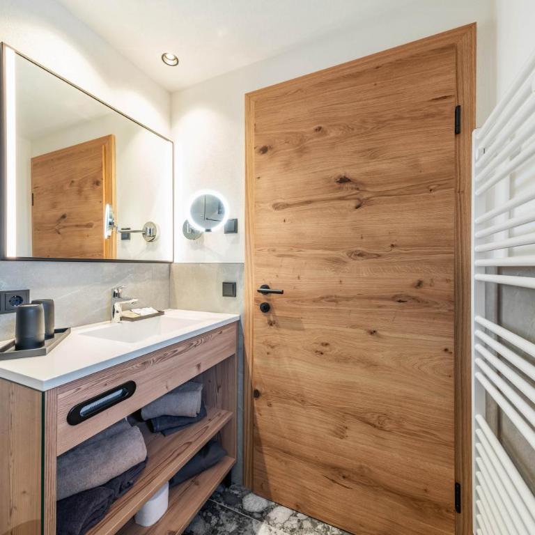 Montana Apartments Mayrhofen - Apartment mit 1 Schlafzimmer und Terrasse - 12