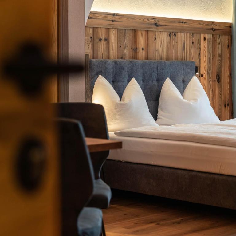 Montana Apartments Mayrhofen - Apartment mit Balkon - 12