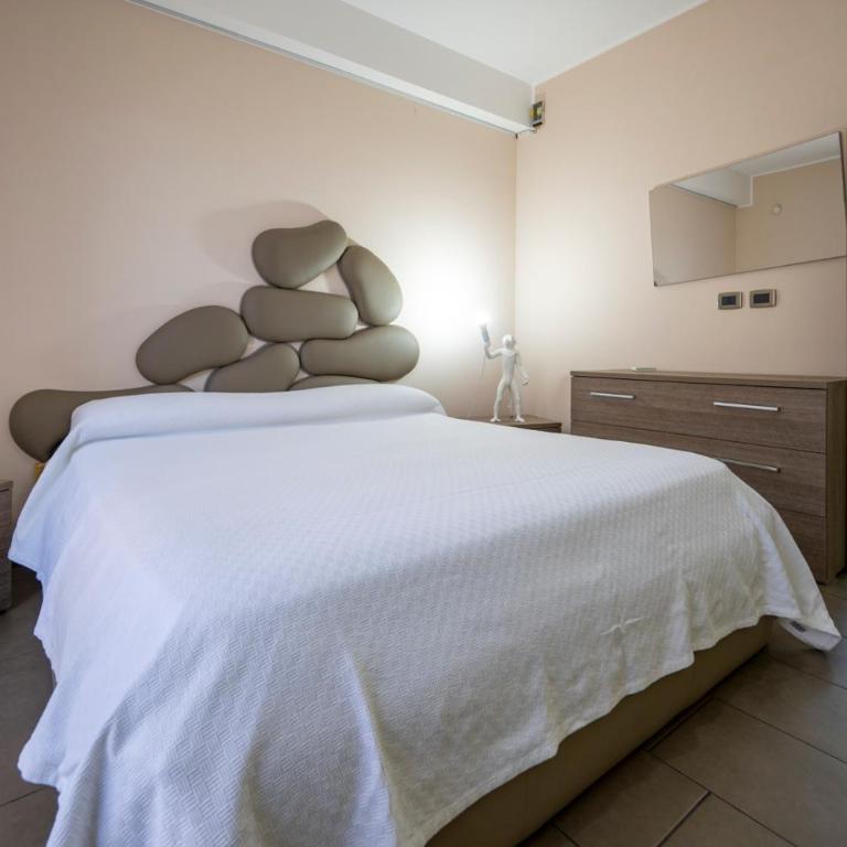 Due Palme Apartment - SiciliaVacanza - Appartamento - 24