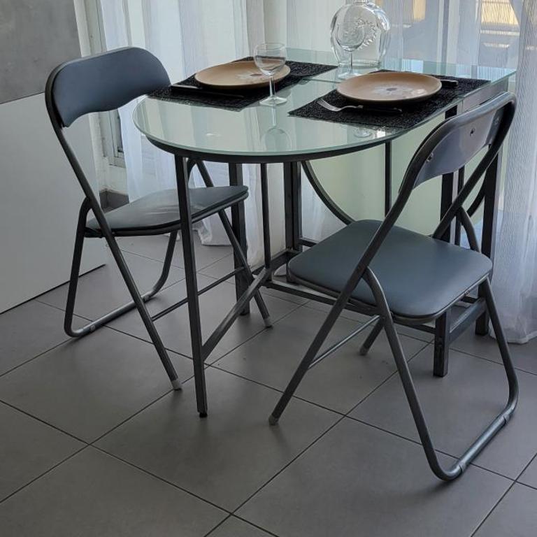 Studio cabine parking et clim 100 m de la plage - Apartment - 6