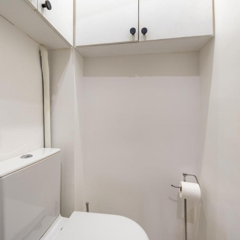 AC & Duplex Close to Eiffel Tower - 20 min Away - Appartement 1 Chambre - 16