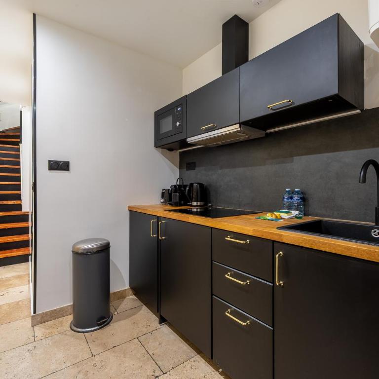 AC & Duplex Close to Eiffel Tower - 20 min Away - Appartement 1 Chambre - 9