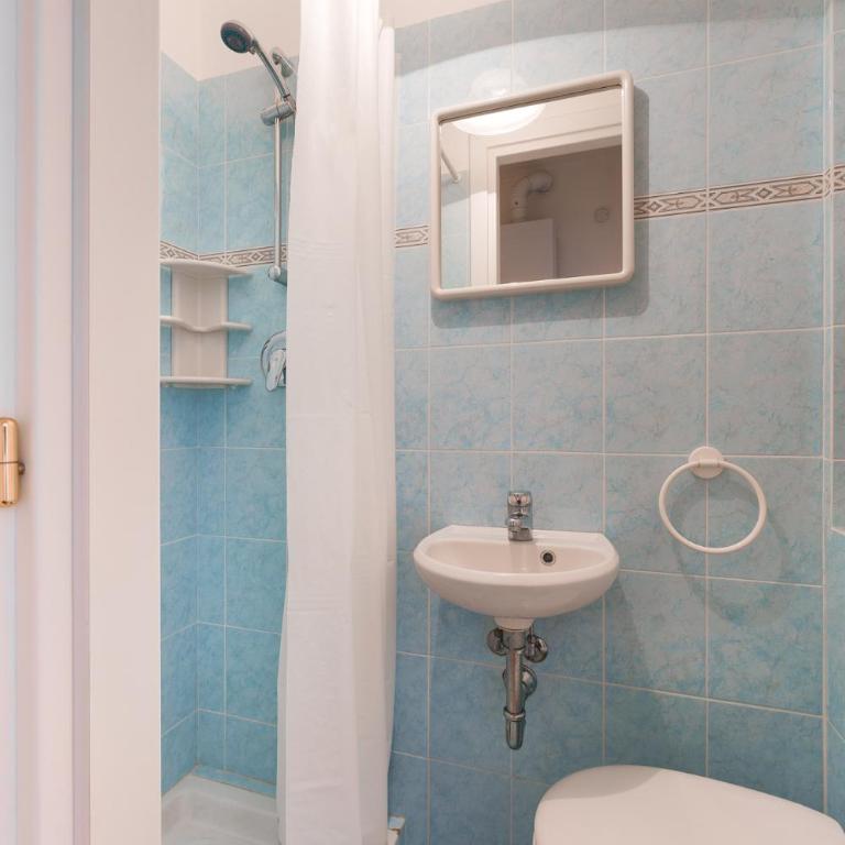 Victor House - Appartamento con 2 Camere da Letto - 10