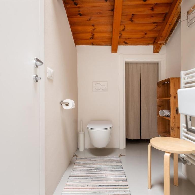 Casa Claudia, stylish & spacious - Three-Bedroom Apartment with Balcony - 15