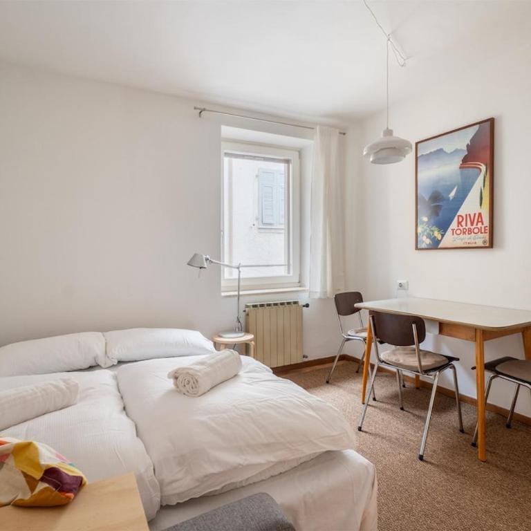 Casa Claudia, stylish & spacious - Three-Bedroom Apartment with Balcony - 19