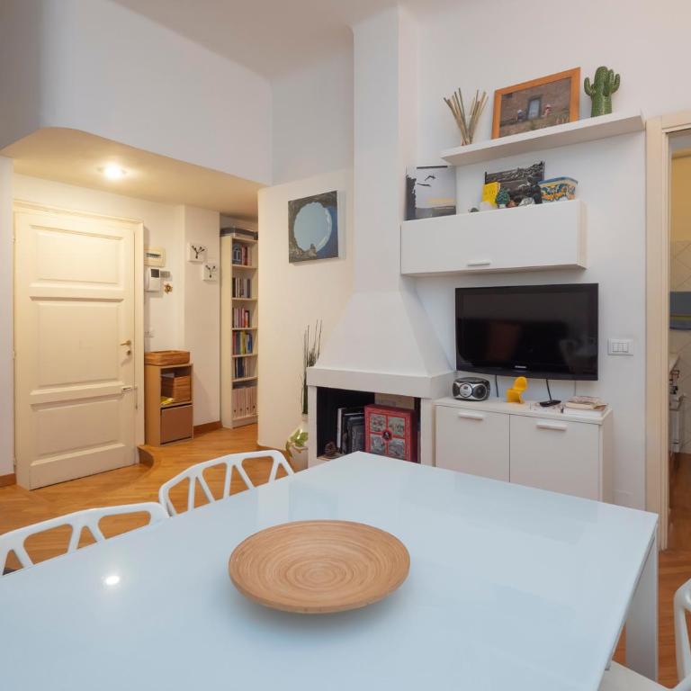 Xenia Apartments - Cozy two-rooms apartment in Corso Vercelli - Appartamento con 1 Camera da Letto - 10