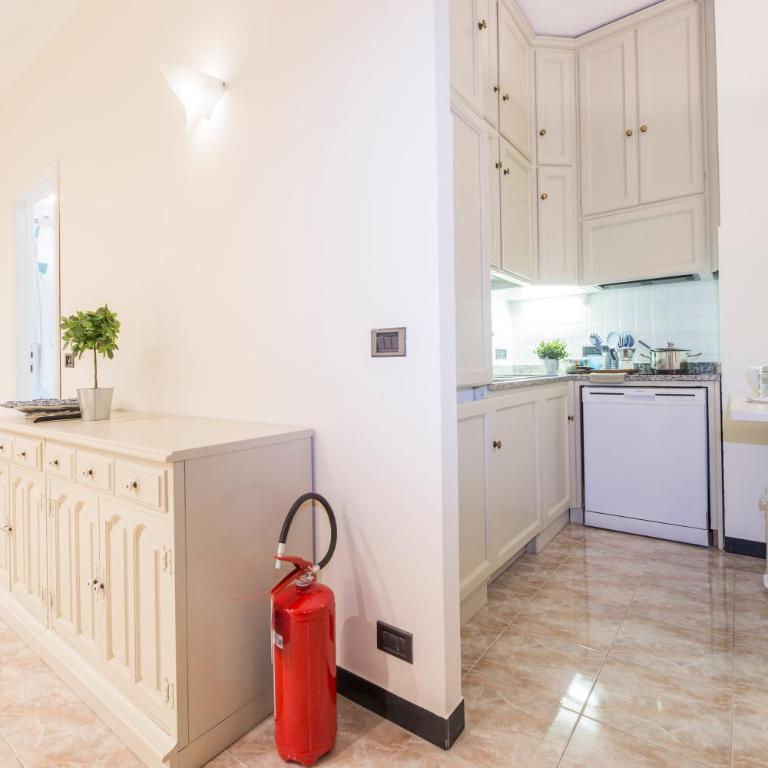 CasaViva - Elegant Bilo with shared pool in Genova Nervi - Appartamento con 1 Camera da Letto - 15
