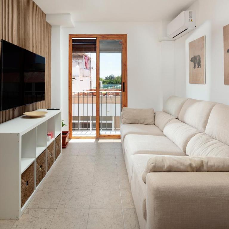 Cosy Apartment in Las Lagunas - Sleeps 4 - Two-Bedroom Apartment - 4