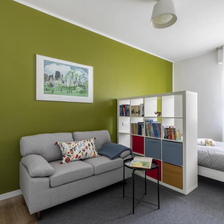 Cozy Apt - Close to City Center and Train Station - Two-Bedroom Apartment - 21