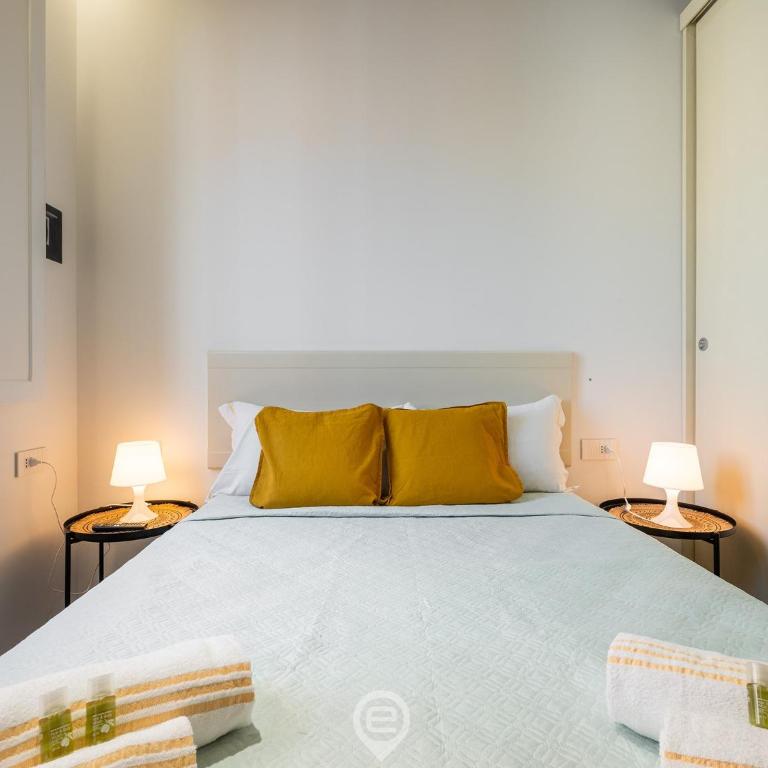 Studio Noir - One-Bedroom Apartment - 8