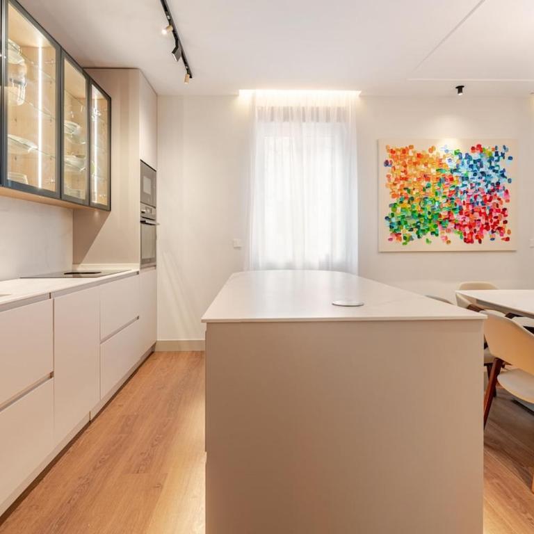 Luxury & Exclusive Apartment Salamanca 10 pax - Apartment - 9