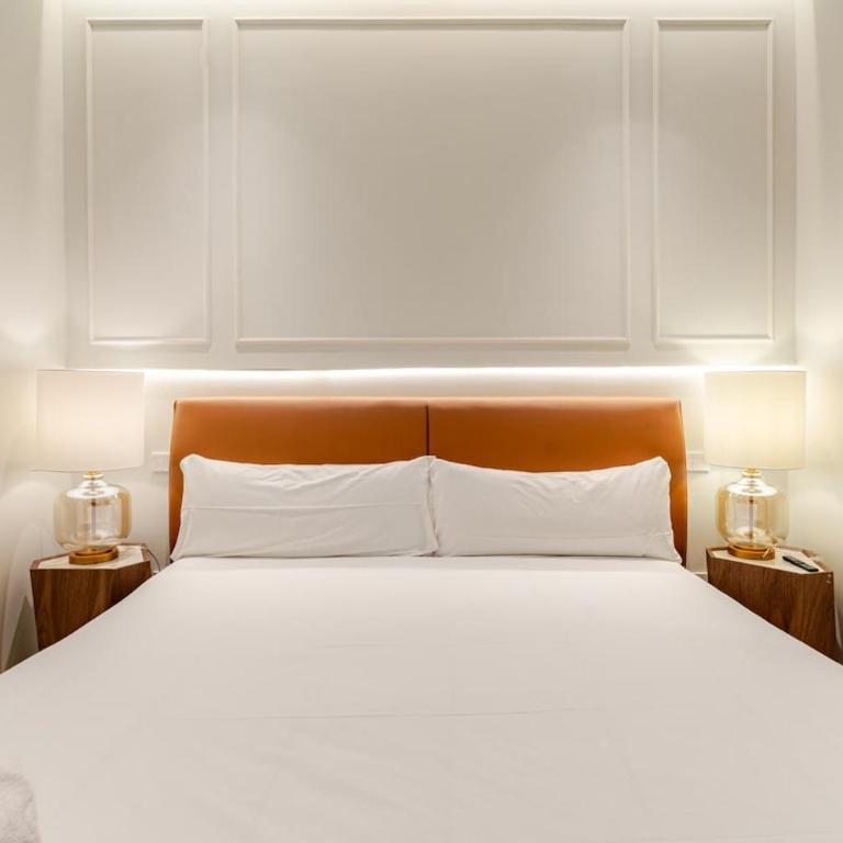 Luxury & Exclusive Apartment Salamanca 10 pax - Apartment - 3