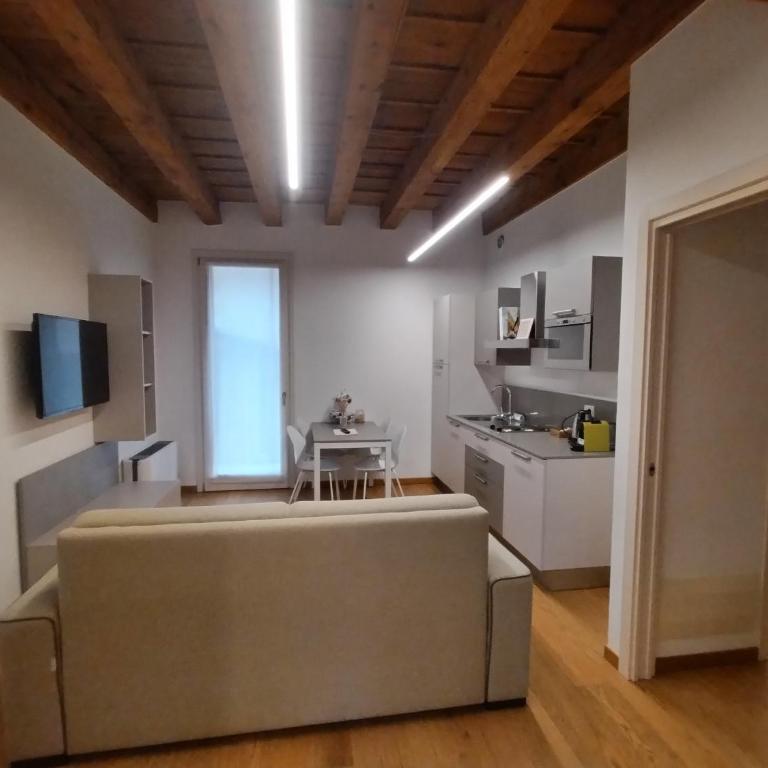 Residenza Della Samaritana - Deluxe Apartment with Balcony - 4