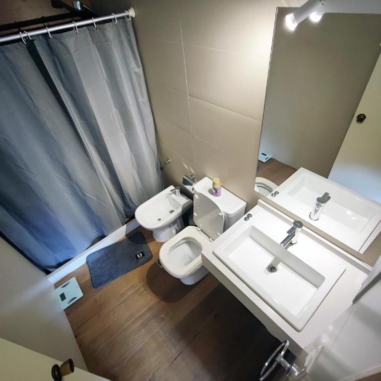 Confortable y Luminoso Apto Frente a Playa Pocitos - Apartamento de 2 dormitorios - 24